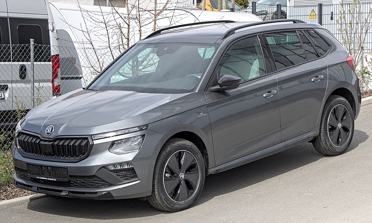 Škoda Kamiq, schuin voor